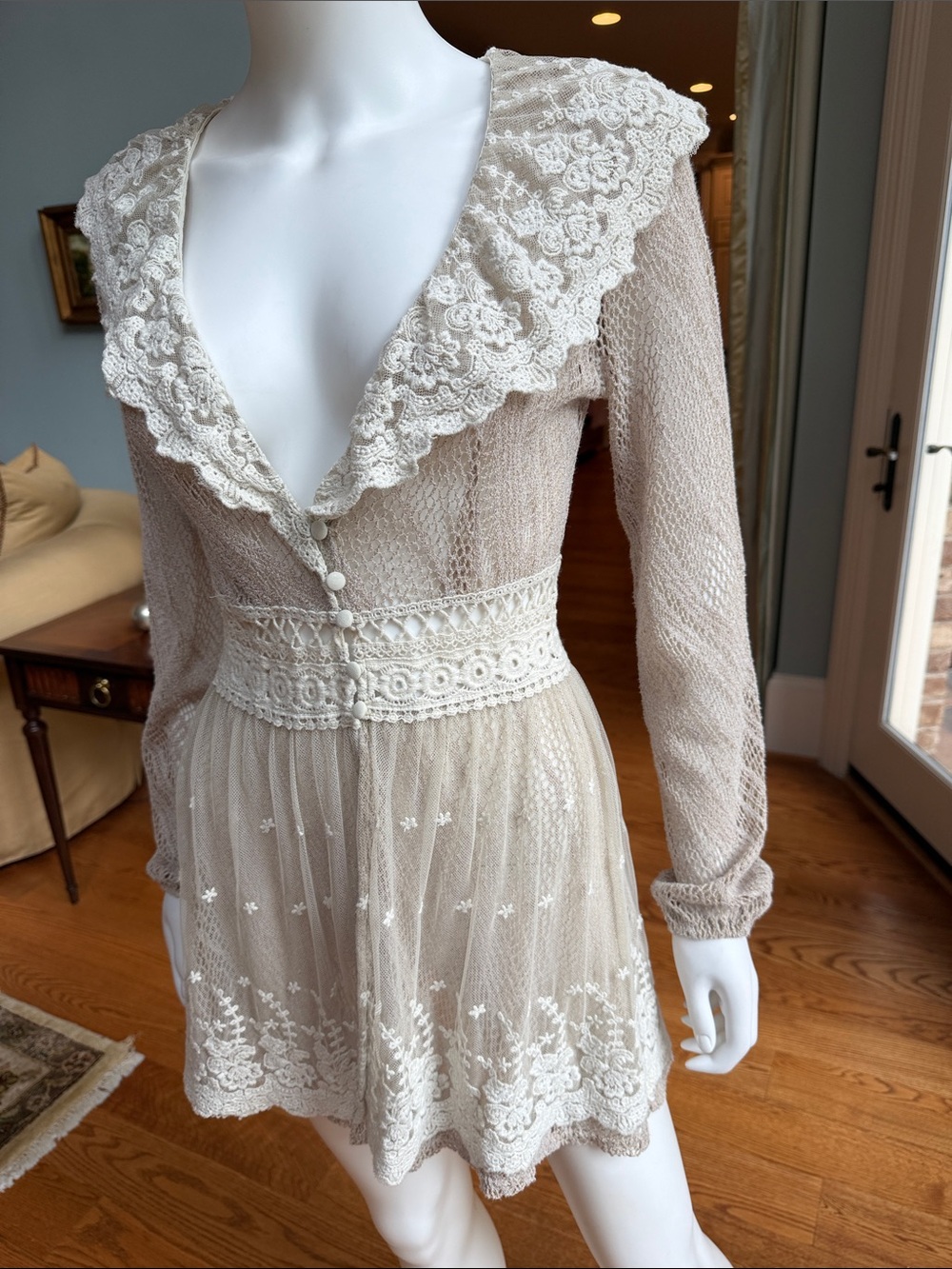 Anthropologie Ryu Cream Lace Crochet Long Sleeve Mini Dress Jacket